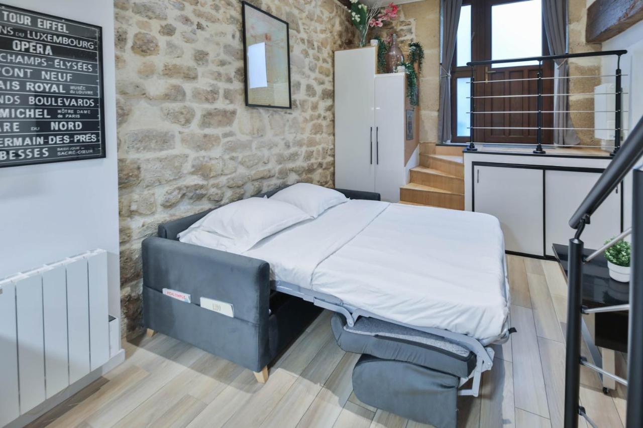 パリ New Modern Saint Germain Latin Quarter Bed & Breakfast エクステリア 写真